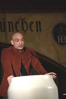 Diango Asuel cabaret artist Munich 04 02 2026 Hofbraeuhaus Uebernahme Neuer Staatlicher Hofbreaeuhauses Direktor Dr. Joerg Lehmann Foto Muenchen