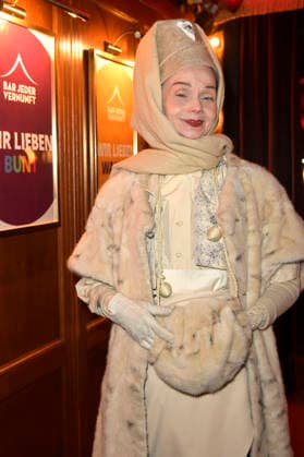 Britt Kania at the premiere of the play Klangrazzia 2 0 at the Bar jeder Vernunft Berlin, 04 02 2026 Foto:xM.xBehrensx xFuturexImagex klangrazzia_6211