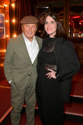 Claus Theo Gärtner with his wife Sarah Würgler at the premiere of the play Klangrazzia 2 0 at the Bar jeder Vernunft Berlin, 04 02 2026 Foto:xM.xBehrensx xFuturexImagex klangrazzia_6217