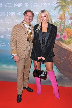 Promis unter Palmen Sascha Schmitz and Sandra Czok on the occasion of the premiere of the reality format Promis unter Palmen on 04 02 2026 at Cineova Cologne 20260204MWI107300