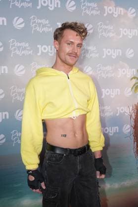 Promis unter Palmen Premiere 2026 Aaron Königs at the premiere of the reality format Promis unter Palmen at CINENOVA Koeln on 04 02 2026 Koeln CINENOVA Nordrhein Westfalen