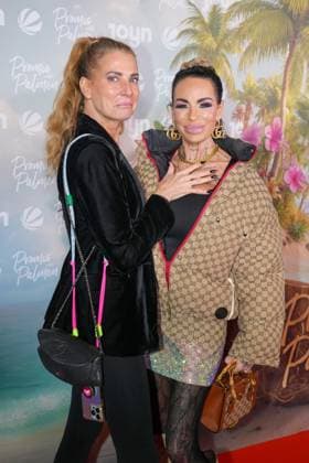Promis unter Palmen Premiere 2026 Giulia Siegel and Gina Lisa Lohfink at the premiere of the reality format Promis unter Palmen at CINENOVA Koeln on 04 02 2026 Koeln CINENOVA Nordrhein Westfalen