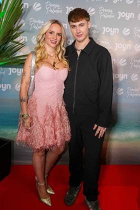 Promis unter Palmen Premiere 2026 Gina Beckmann and Leon Content at the premiere of the reality format Promis unter Palmen at CINENOVA Koeln on 04 02 2026 Koeln CINENOVA Nordrhein Westfalen
