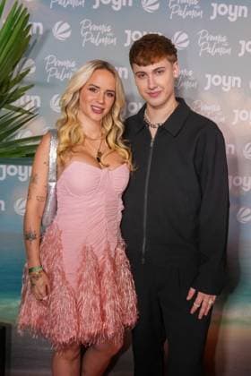 Promis unter Palmen Premiere 2026 Gina Beckmann and Leon Content at the premiere of the reality format Promis unter Palmen at CINENOVA Koeln on 04 02 2026 Koeln CINENOVA Nordrhein Westfalen