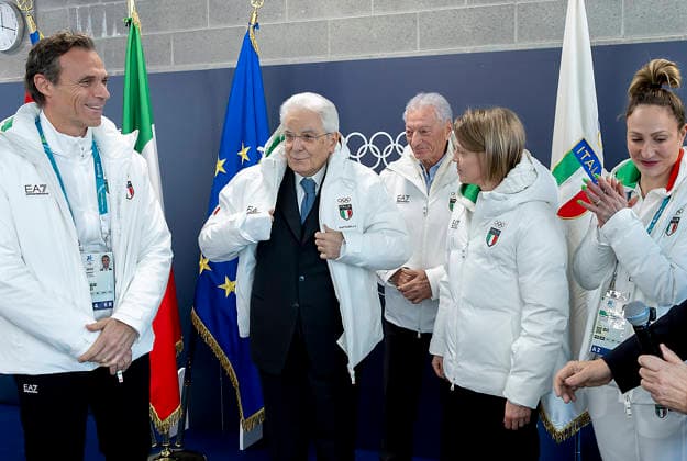 News Bilder des Tages February 5, 2026, Milan, Rome, Italy: The President of the Republic Sergio Mattarella during his visit to the Milan Cortina 2026 Olympic Village. Milan, Italy 05 Feb 2026 Milan Italy  - ZUMAa289 20260205_zia_a289_017 Copyright: xPaulxGiandottix