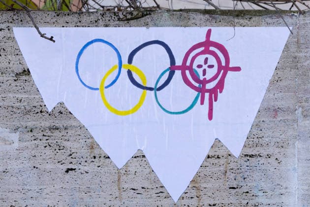 The new work by street artist Laika, entitled Ice out! , against the presence of ICE agents at the Milan-Cortina Olympics, appeared in Rome in front of the CONI headquarters on Viale Tiziano.  Copyright: xMatteoxNardonex xipa-agency.netx xMatteoxNardonex IPA_Agency_IPA70992713