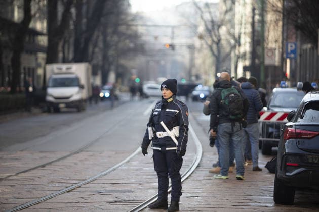 Milan, Hotel Gallia, Roads blocked near the Central Station for the arrival at the luxury hotel of US Vice President J.D. Vance and Secretary of State Marco Rubio.  Copyright: xFrancescoxEnriquezx xipa-agency.netx xfrancescoxenriquezx IPA_Agency_IPA70992674