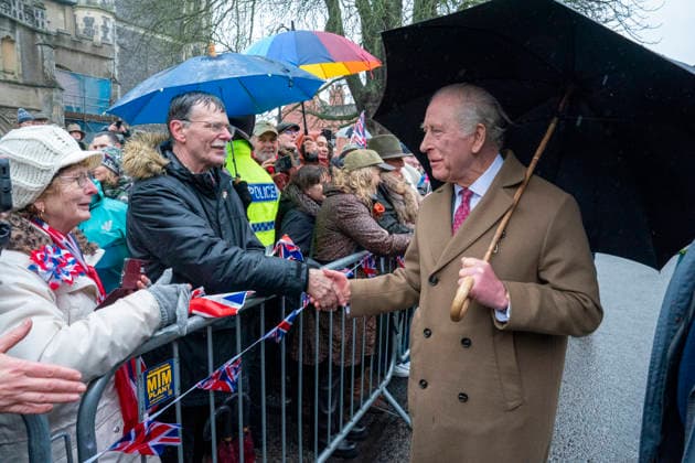 . 05 02 2026. Dedham, United Kingdom. King Charles III and Queen Camilla during a visit to the Sun Inn in Dedham,Essex, United Kingdom  xPoolx xi-Imagesx IIM-26552-0007