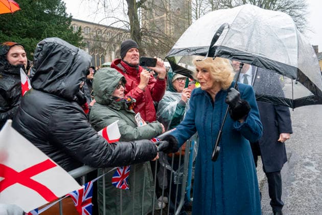. 05 02 2026. Dedham, United Kingdom. King Charles III and Queen Camilla during a visit to the Sun Inn in Dedham,Essex, United Kingdom  xPoolx xi-Imagesx IIM-26552-0008