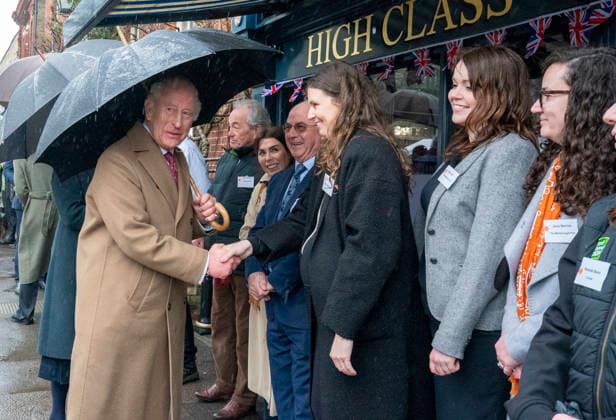 . 05 02 2026. Dedham, United Kingdom. King Charles III and Queen Camilla during a visit to the Sun Inn in Dedham,Essex, United Kingdom  xPoolx xi-Imagesx IIM-26552-0011
