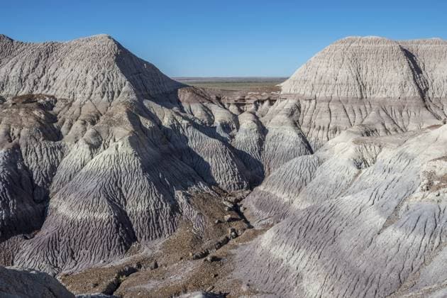 Malerischer Blick von den Painted Desert Badlands auf den Schutzpark Scenic view from the Painted Desert Badlands of the preserve park Copyright: imageBROKER CherixAlguirexImages ibxiqx16123209.jpg