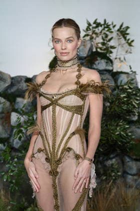 . 05 02 2026. London, United Kingdom. Margot Robbie arriving at the Wuthering Heights premiere in London.  xStephenxLockx xi-Imagesx IIM-26548-0006