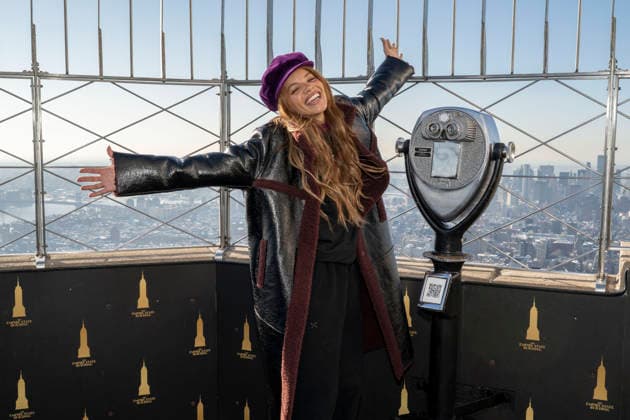 February 5, 2026, New York, New York, USA: LESLIE GRACE visits the Empire State Building on a visit to New York City. 5 February 2026 New York USA - ZUMAa265 20260205_zep_a265_008 Copyright: xEricxAcquayex