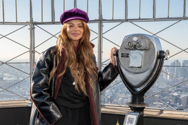 February 5, 2026, New York, New York, USA: LESLIE GRACE visits the Empire State Building on a visit to New York City. 5 February 2026 New York USA - ZUMAa265 20260205_zep_a265_007 Copyright: xEricxAcquayex