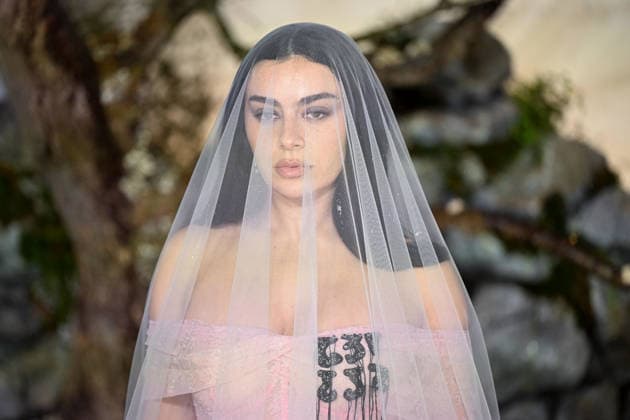 Celebrities attend the UK premiere of Wuthering Heights at Odeon Luxe Leicester Square, London Featuring: Charli XCX Where: London, United Kingdom When: 05 Feb 2026 Credit: Cover Images EDITORIAL USE ONLY. NOT FOR USE BY NEWSPAPERS BASED IN THE UK. Copyright: xx coverimg55441167