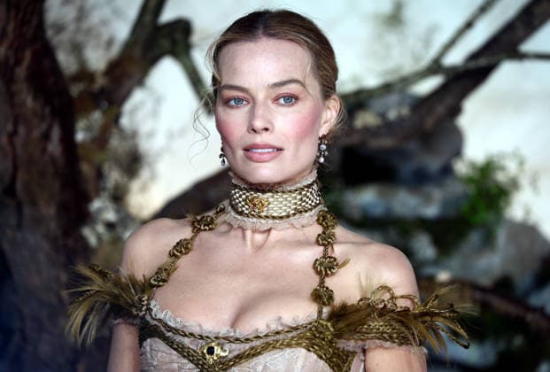 Wuthering Heights UK Premiere at Odeon Luxe Leicester Square, London Margot Robbie attends the Wuthering Heights UK Premiere at Odeon Luxe Leicester Square in London, UK. London Odeon Luxe Leicester Square UK Copyright: xFredxDuvalx