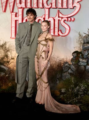Wuthering Heights film premiere in London, UK, on The 5th February 2026 Jacob Elordi and Margot Robbie at Wuthering Heights film premiere in London, UK, on The 5th February 2026, Credit:James Shaw Avalon UNITED KINGDOM, LONDON, London  Copyright: xJamesxShawx xAvalonx 1072381536