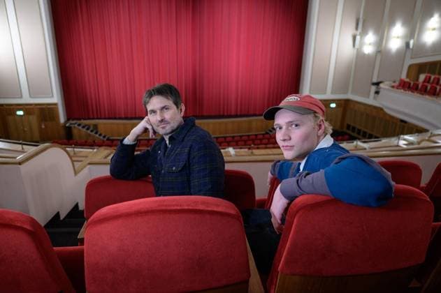 Essen Film Ach, diese Lücke in der Lichtburg FOR EDITORIAL PURPOSES ONLY EDITORIAL USE ONLY p Director Simon Verhoeven and lead actor Bruno Alexander r before the screening of the film Ach, diese Lücke on Thursday, February 5, 2026, at the Lichtburg in Essen Copyright UwexErnst Copyright: UwexErnst doc84g5szhs5ixhtvs520qe ,EDITORIAL USE ONLY Copyright: UwexErnst