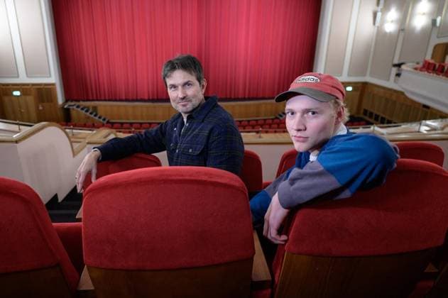 Essen Film Ach, diese Lücke in der Lichtburg FOR EDITORIAL PURPOSES ONLY EDITORIAL USE ONLY p Director Simon Verhoeven and lead actor Bruno Alexander r before the screening of the film Ach, diese Lücke on Thursday, February 5, 2026, at the Lichtburg in Essen Copyright UwexErnst Copyright: UwexErnst doc84g5szna6zr1e5iajvoo ,EDITORIAL USE ONLY Copyright: UwexErnst