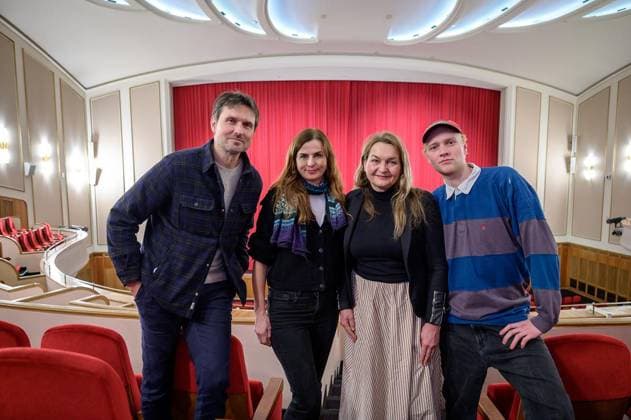 Essen Film Ach, diese Lücke at the Lichtburg FOR EDITORIAL PURPOSES ONLY EDITORIAL USE ONLY p Simon Verhoeven director , Janine Jackowski producer , Tanja Güß Film und Medienstiftung NRW and Bruno Alexander leading actor, f l n r before the screening of the film Ach, diese Lücke on Thursday, February 5, 2026, at the Lichtburg in Essen Copyright Uw Copyright: UwexErnst doc84g5szpdbzbyl6gcvoo ,EDITORIAL USE ONLY Copyright: UwexErnst