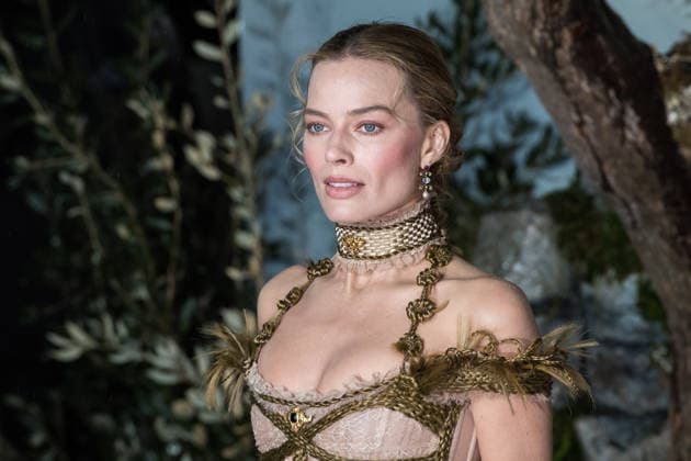February 5, 2026, London, England, United Kingdom: MARGOT ROBBIE attends the UK premiere of Wuthering Heights at Odeon Luxe Leicester Square. London United Kingdom - ZUMAs371 20260205_zip_s371_023 Copyright: xWiktorxSzymanowiczx