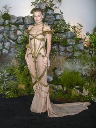 Celebrities attend the UK premiere of Wuthering Heights at Odeon Luxe Leicester Square Featuring: Margot Robbie Where: London, United Kingdom When: 05 Feb 2026 Credit: CelebrityPhotosUK Cover Images EDITORIAL USE ONLY. NOT FOR USE BY NEWSPAPERS BASED IN THE UK. Copyright: xx coverimg55441484