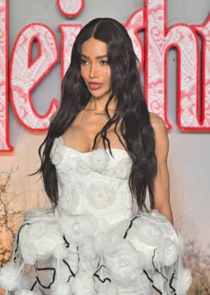 Munroe Bergdorf attends Wuthering Heights UK Premiere at the Odeon Luxe Leicester Square in London, England. UK. Thursday 5th February 2026 Copyright: xJamesxWarrenx _KNVF1~M