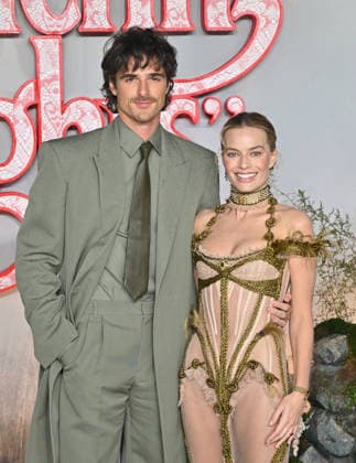 Jacob Elordi and Margot Robbie attends Wuthering Heights UK Premiere at the Odeon Luxe Leicester Square in London, England. UK. Thursday 5th February 2026 Copyright: xJamesxWarrenx _G04VE~C