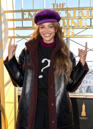 February 5, 2026, New York, Ny, United States: Leslie Grace visits the Empire State Building. Held at Empire State Building in New York. Zuma Press February 5, 2026. New York United States - ZUMAp281 20260205_zea_p281_029 Copyright: xPhotoxImagexPressx