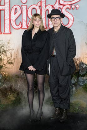 February 5, 2026, London, England, United Kingdom: HALEY BENNETT and JOE WRIGHT attend the UK premiere of Wuthering Heights at Odeon Luxe Leicester Square. London United Kingdom - ZUMAs371 20260205_zip_s371_107 Copyright: xWiktorxSzymanowiczx