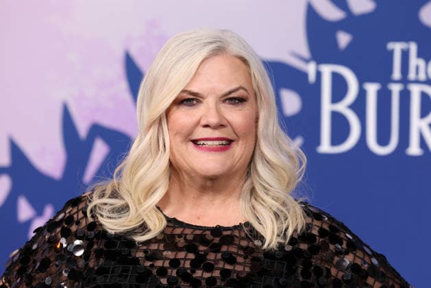 Los Angeles Premiere Of Peacock s The Burbs Season 1 Paula Pell at the Los Angeles Premiere Of Peacock s The Burbs Season 1 held at Universal Studios Lot on February 5, 2026 in Universal City, Los Angeles, California, United States., Credit:Xavier Collin Avalon USA, Universal City  Copyright: xXavierxCollinx xAvalonx 1072450276