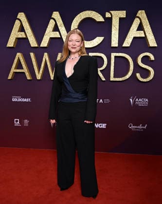 AACTA AWARDS 2026, Sarah Snook is seen posing for a photo on the red carpet at the 2024 AACTA Awards at HOTA in Surfers Paradise, Queensland, Friday, February 6, 2026. ( NO ARCHIVING BRISBANE QUEENSLAND AUSTRALIA Copyright: xDARRENxENGLANDx 20260206173550562971