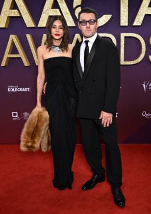 AACTA AWARDS 2026, Joel Edgerton (right) and partner Christine Centenera (left) are seen posing for a photo on the red carpet at the 2024 AACTA Awards at HOTA in Surfers Paradise, Queensland, Friday, February 6, 2026. ( NO ARCHIVING BRISBANE QUEENSLAND AUSTRALIA  Copyright: xDARRENxENGLANDx 20260206193411790812