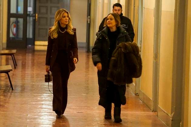 Sylvie Francoise Meis as a witness with her lawyer in the Hamburg Criminal Court Sievekingsplatz on 06 02 2026 Trial against the defendant M accused of joint residential burglary for having stolen handbags and jewelry worth over 500,000 euros Hamburg Germany