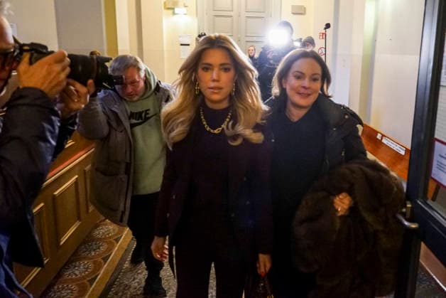 Sylvie Francoise Meis as a witness with her lawyer in the Hamburg Criminal Court Sievekingsplatz on 06 02 2026 Trial against the defendant M accused of joint residential burglary for having stolen handbags and jewelry worth over 500,000 euros Hamburg Germany
