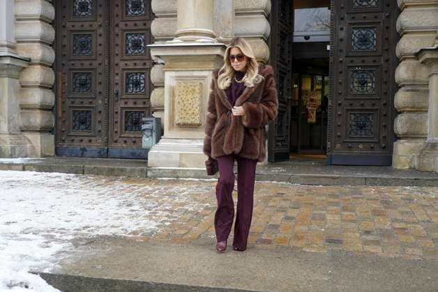 Sylvie Francoise Meis as a witness after her testimony on the way to the cab Hamburg District Court Criminal Justice Building Sievekingsplatz on 06 02 2026 Trial against the defendant M accused of joint residential burglary for having stolen handbags and jewelry worth over 500,000 euros Hamburg Germany