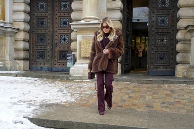 Sylvie Francoise Meis as a witness after her testimony on the way to the cab Hamburg District Court Criminal Justice Building Sievekingsplatz on 06 02 2026 Trial against the defendant M accused of joint residential burglary for having stolen handbags and jewelry worth over 500,000 euros Hamburg Germany