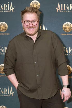 Florian Hüttner at the premiere of the Cirque du Soleil Alegria show at the Theresienwiese in Munich, 05 02 2026 Foto:xN.xKolinzx xFuturexImagex alegria_6222