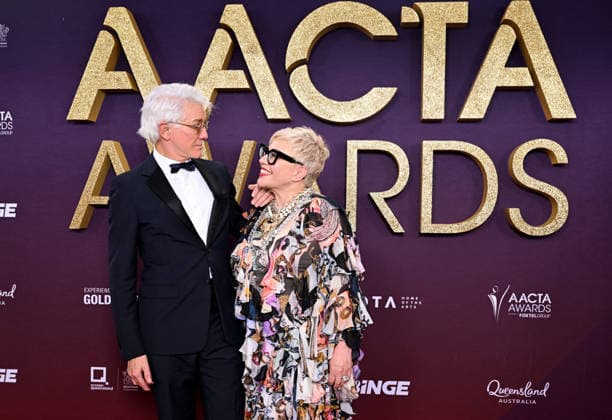 AACTA AWARDS 2026, Baz Luhrmann (left) and Catherine Martin (right) are seen posing for a photo on the red carpet at the 2024 AACTA Awards at HOTA in Surfers Paradise, Queensland, Friday, February 6, 2026. ( NO ARCHIVING BRISBANE QUEENSLAND AUSTRALIA Copyright: xDARRENxENGLANDx 20260207150070200756