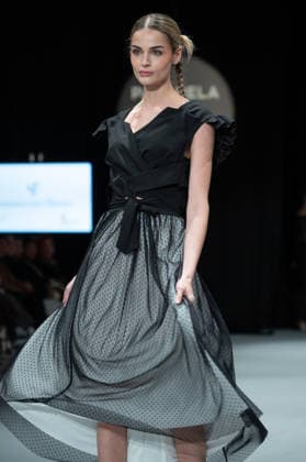 Modad catwalk during Madrid Fashion Week in Madrid - 06 Feb 2026 A model walks the runway in a design by designer SUSANA ESCRIBANO at the Modad catwalk during Madrid Fashion Week at Ifema. Madrid Spain Copyright: xAtilanoxGarciax xSOPAxImagesx photos04260