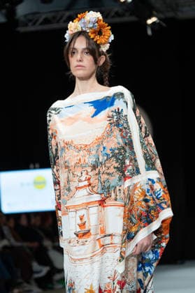 Modad catwalk during Madrid Fashion Week in Madrid - 06 Feb 2026 A model walks the runway in a design by designer DIDESANT at the Modad catwalk during the Madrid Fashion Week at Ifema. Madrid Spain Copyright: xAtilanoxGarciax xSOPAxImagesx photos04287