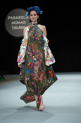 Modad catwalk during Madrid Fashion Week in Madrid - 06 Feb 2026 A model walks the runway in a design by designer DIDESANT at the Modad catwalk during the Madrid Fashion Week at Ifema. Madrid Spain Copyright: xAtilanoxGarciax xSOPAxImagesx photos04293