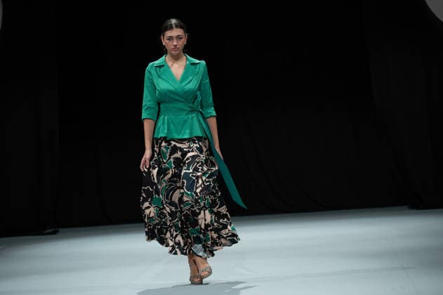 Modad catwalk during Madrid Fashion Week in Madrid - 06 Feb 2026 A model walks the runway in a design by designer ÁNGEL IGLESIAS at the Modad catwalk during Madrid Fashion Week at Ifema. Madrid Spain Copyright: xAtilanoxGarciax xSOPAxImagesx photos04303
