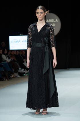 Modad catwalk during Madrid Fashion Week in Madrid - 06 Feb 2026 A model walks the runway in a design by designer ÁNGEL IGLESIAS at the Modad catwalk during Madrid Fashion Week at Ifema. Madrid Spain Copyright: xAtilanoxGarciax xSOPAxImagesx photos04315