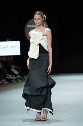 Modad catwalk during Madrid Fashion Week in Madrid - 06 Feb 2026 A model walks the runway in a design by designer ÁNGEL IGLESIAS at the Modad catwalk during Madrid Fashion Week at Ifema. Madrid Spain Copyright: xAtilanoxGarciax xSOPAxImagesx photos04317