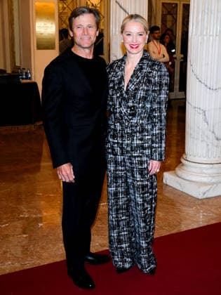 Milan, Milan Cortina 2026 Olympic Games, Welcome cocktail for guests at the Opening Ceremony at the Teatro alla Scala. Pictured: Grant Alan Show, Katherine LaNasa  Copyright: xAlbertoxTerenghix xipa-agency.netx xComi Terenghix IPA_Agency_IPA71037273