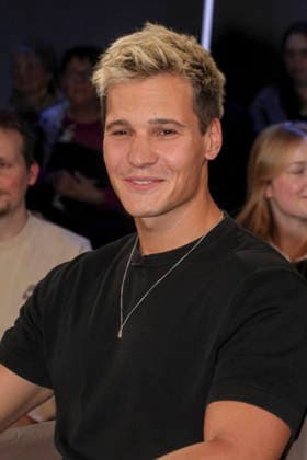 Wincent Weiss German pop singer and songwriter as a guest on the NDR talk show , from the NDR 3 studio on 06 02 2026 in Hamburg Recording from 30 01 2026 Hamburg Germany
