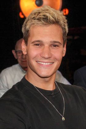 Wincent Weiss German pop singer and songwriter as a guest on the NDR talk show , from the NDR 3 studio on 06 02 2026 in Hamburg Recording from 30 01 2026 Hamburg Germany
