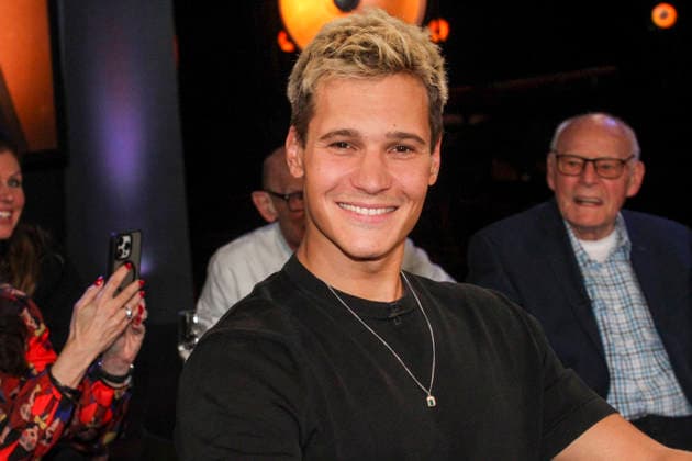 Wincent Weiss German pop singer and songwriter as a guest on the NDR talk show , from the NDR 3 studio on 06 02 2026 in Hamburg Recording from 30 01 2026 Hamburg Germany