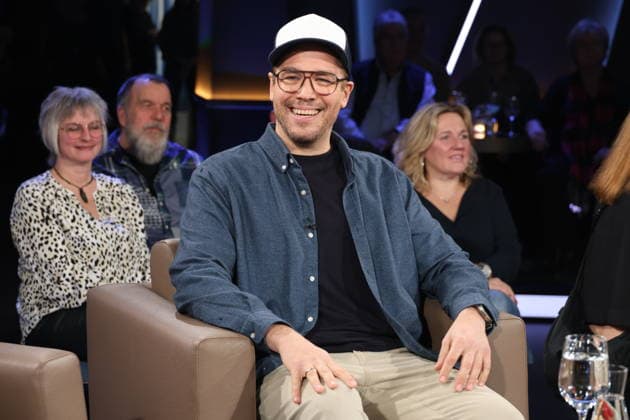 Jan van Weyde, comedian and actor, guest on the NDR Talk Show, photo shoot on 30 1 2026, broadcast on 6 2 2026 on the 3 program of NDR television, Hamburg Lokstedt television studio